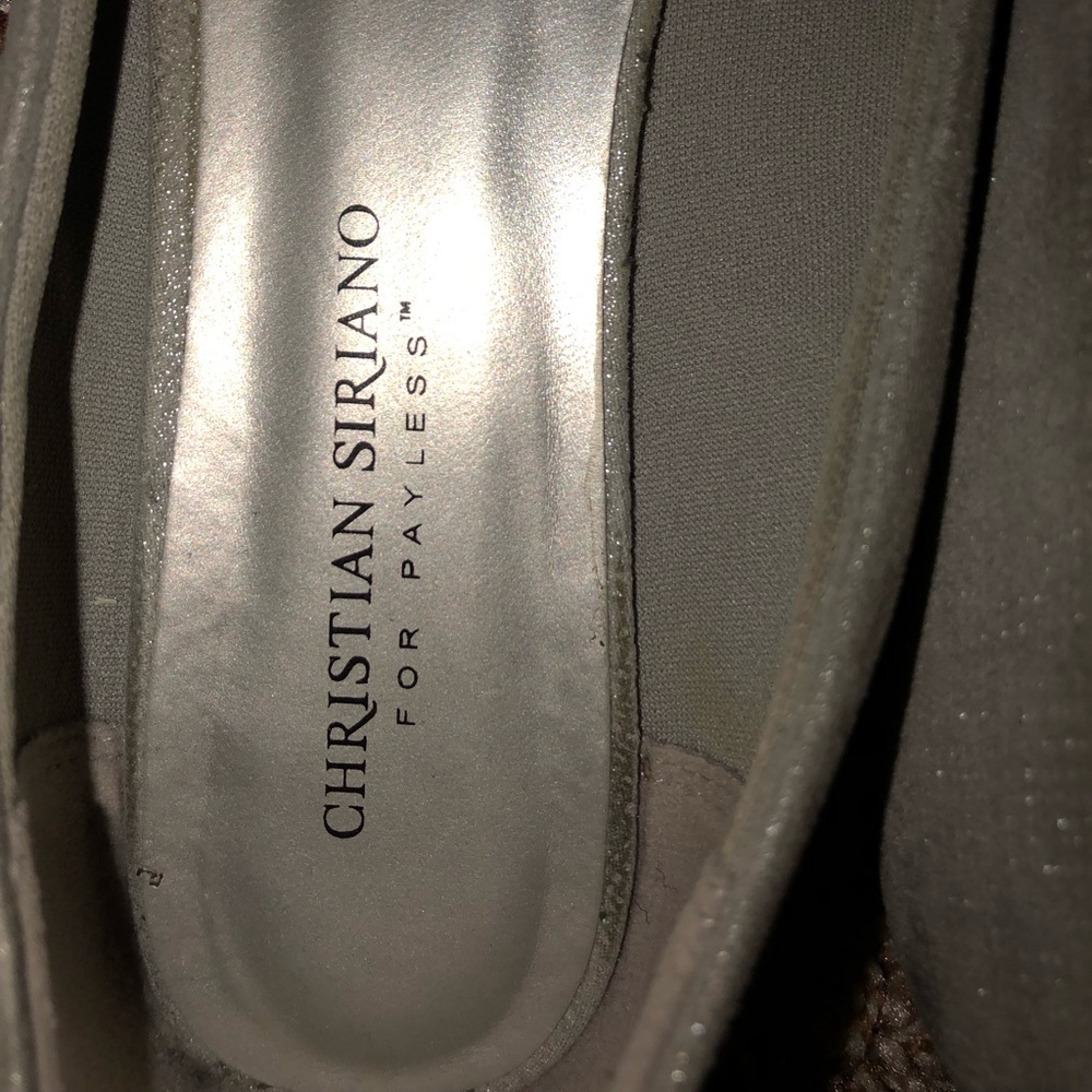 pointed toe flats